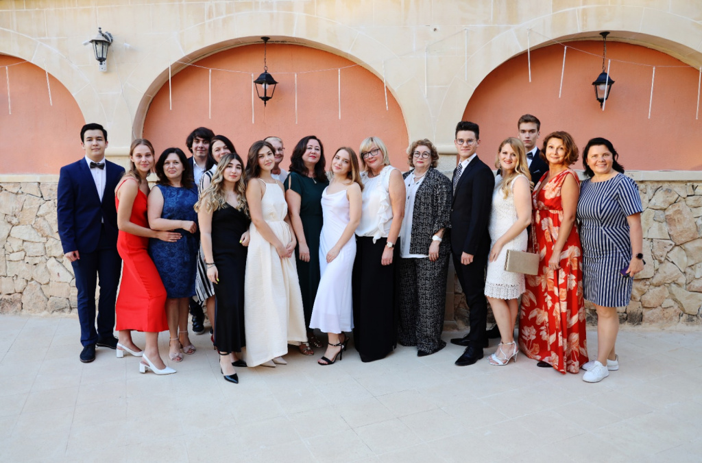 Выступление выпускников школы-пансиона Malta Crown